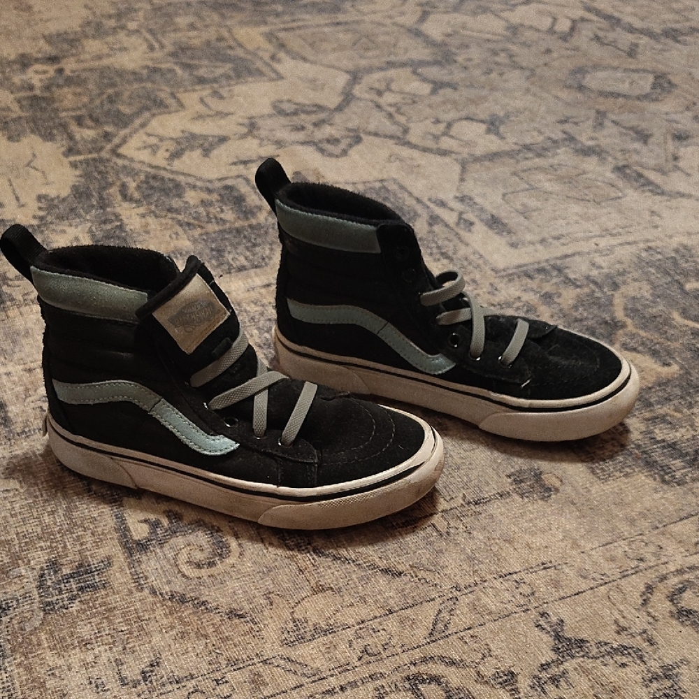 Vans MTE Kids High-Top Sneakers - Black and Blue
